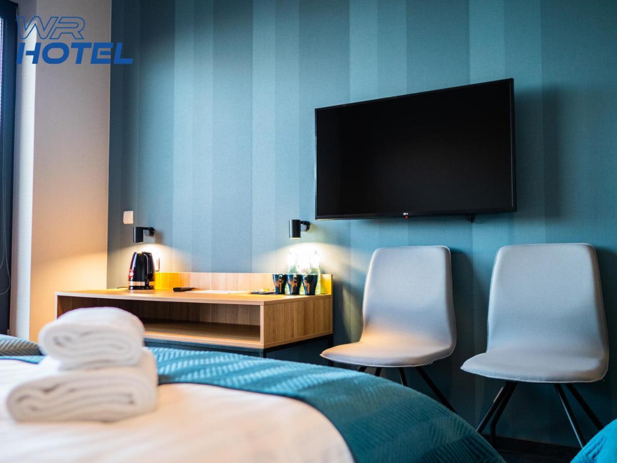 Hotel Wr Sport & - Centrum Sportu I Rozrywki *