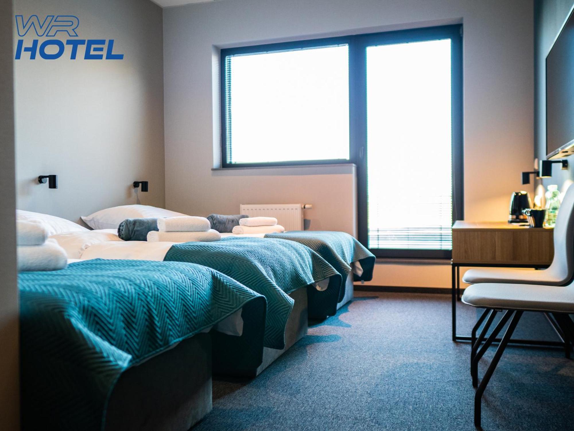Hotel Wr Sport & - Centrum Sportu I Rozrywki *